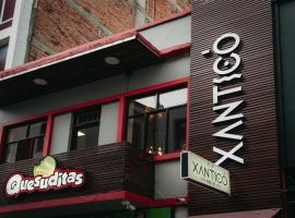 XanticoHostal，位于伊皮亚莱斯的酒店