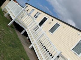 Seton Sands Haven Holiday Park - Platinum Caravan，位于Prestonpans的露营地