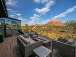 Sedona Red Rock Paradise Amazing Views and Hot Tub，位于塞多纳的酒店