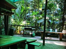 Daintree Crocodylus，位于Cow Bay的酒店