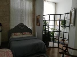 La clef de champs，位于La Romieu的酒店
