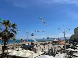 Le Méditerranée 1er Ligne vue mer classe 3