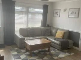 Chalet Bonair Spacious comfortable 2 Bedroom Chalet sleeping 4 Dartmouth