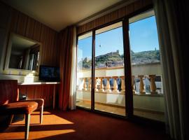 Sharden Villa Boutique Hotel，位于第比利斯的酒店