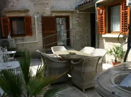 Studio Apartment La Maison de Catherine