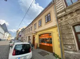 Old Town Apartments S12