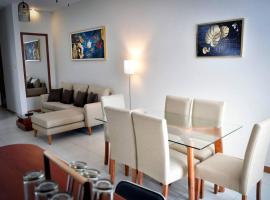 Moderno y hermoso apartamento en Tarapoto con 3 Dormitorios, ideal para familias，位于塔拉波托的公寓
