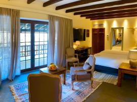 SANTA MARIA „LUXURY ROOMS“，位于贝坦库里亚的酒店