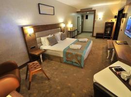 حجز غرف في فنادق لتجار ورجال الاعمال في تركيا بورصة انغول，位于Mesudiye的酒店