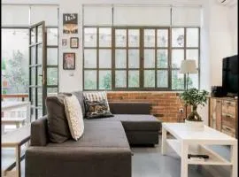 Fashionable Base in Central Athens in the Old Tailor Factory