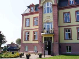 Müritz Hotel Harmonie，位于瓦伦的酒店