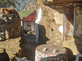 Suite Zen y Cueva Refugio，位于Tenteniguada的住宿加早餐旅馆