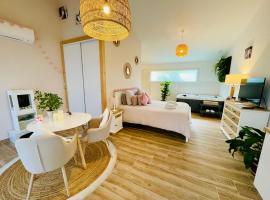 Les Jardins du Castelas - Domaine et Spas，位于尤尚的酒店