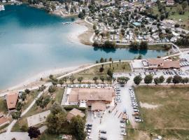 Hotel Da Franco e Adriana，位于皮耶韦迪莱德罗的酒店