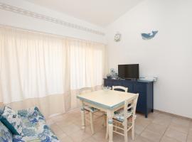 Porto Coda Cavallo Beach House a 300 mt dal mare, con terrazza panoramica，位于圣特奥多罗的酒店