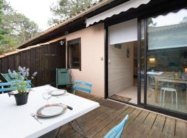 Holiday Home Les Pins-12 by Interhome，位于拉卡诺奥肯的酒店