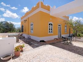 Algarve Charming 2br Colonial Villa，位于圣巴巴拉-迪内希的住宿