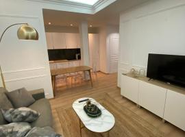 Lovely Spacious Large Patio Heart of Monaco，位于博索莱伊的酒店