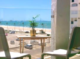 Valdelagrana vistas al mar, piscinas primera linea cadiz，位于圣玛丽亚港瓦尔德拉格若纳附近的酒店