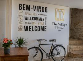 The Village House by CDV，位于卡拉泽达丹西昂伊什的带泳池的酒店