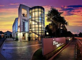 休闲客房酒店，位于卡扎戈·迪·皮亚尼加的酒店