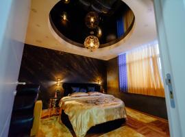 ELENA LUX 2，位于乌日策的酒店