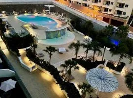 Ocean Garden Sunset Apartment - heated swimming pool Free WIFI