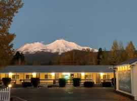 Cold Creek Inn，位于沙斯塔山的酒店