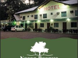 Hotel Nosso Bosque，位于南河镇的酒店