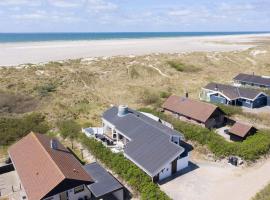 Seaside Charm with Spa and Sauna-By Traum，位于凡岛的酒店
