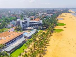 Goldi Sands Hotel，位于尼甘布的酒店