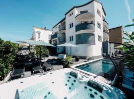 Holiday Apartments Amarilis，位于帕科坦的海滩酒店