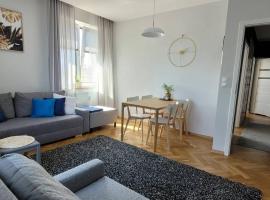 Apartament Abrahama，位于弗瓦迪斯瓦沃沃Władysławowo Fishing Port附近的酒店