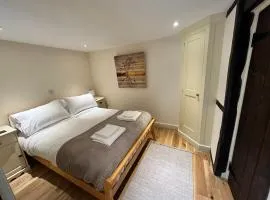 Swan House Tea Room and Bed & Breakfast