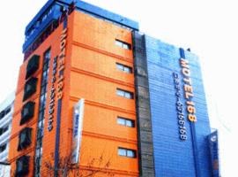 莫泰168崇明八一路店，位于上海的酒店