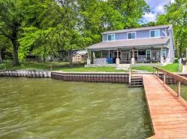 Private Dock and Boat House Lakefront Mabank Home