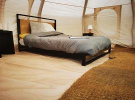 Budget Dome - Lincoln - Double Bed - Firepit，位于林肯的酒店