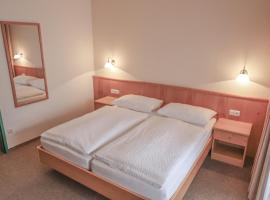 Gasthof Pension Pichlernwirt，位于Himmelberg的酒店