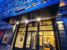 Kinn Guesthouse Downtown，位于密尔沃基Milwaukee Institute of Art and Design附近的酒店