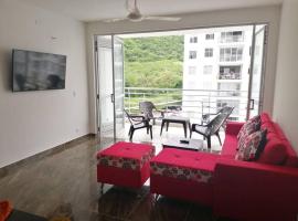 Acogedor apartamento en Girardot: Aqualina Orange，位于吉拉尔多特的酒店