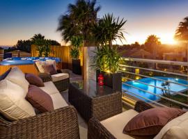 Penthouse Duplex Rooftop Jacuzzi 4 Rooms 6 beds 8 Persons，位于卡斯卡伊斯的酒店