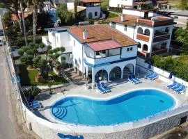 VILLA LUDO a ZAMBRONE TROPEA