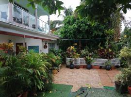Creole Cottage Homestay，位于马埃岛的酒店