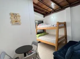 APARTAMENTO AMOBLADO SECTOR LAURELES-ESTADIO hasta 8 personas - Londres