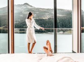 Seehotel Panorama Relax，位于雷西亚雷西亚湖附近的酒店