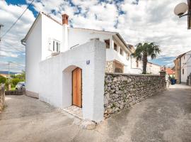 Apartman Umpa，位于奥米沙利的酒店