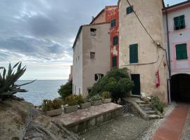 La Torre saracena di Tellaro - ConfirentHouse，位于特拉罗的酒店