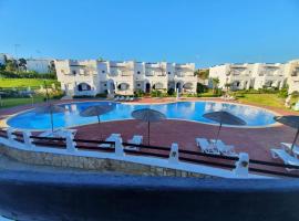 La Vida Villa Alcudia Smir Fnideq, Holiday Homes，位于得土安的海滩短租房