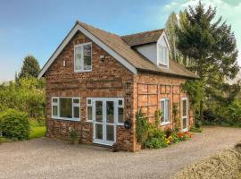 Highfield Cottage，位于West Hallam的带停车场的酒店