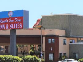 Rancho San Diego Inn & Suites，位于埃尔卡洪的酒店